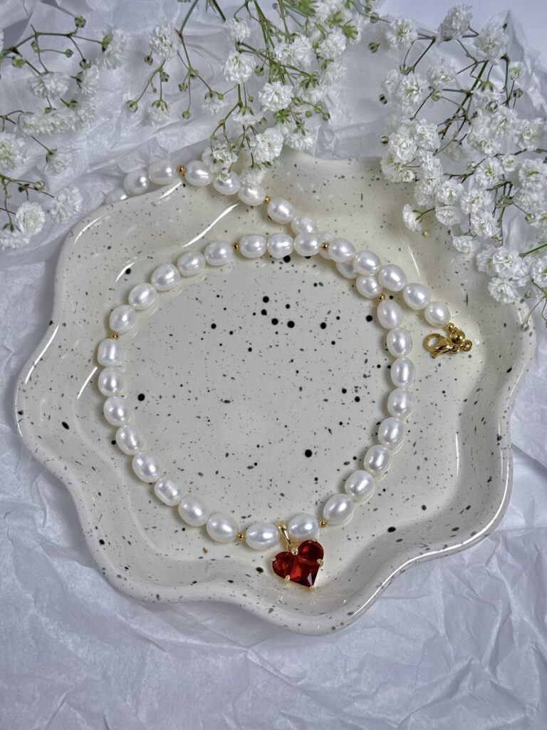 Gėlavandenių perlų vėrinys