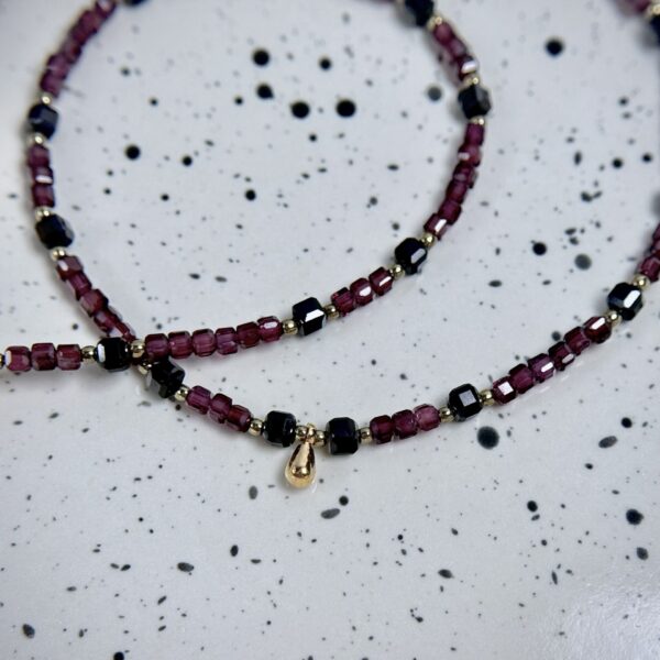 Granato ir juodo agato vėrinys