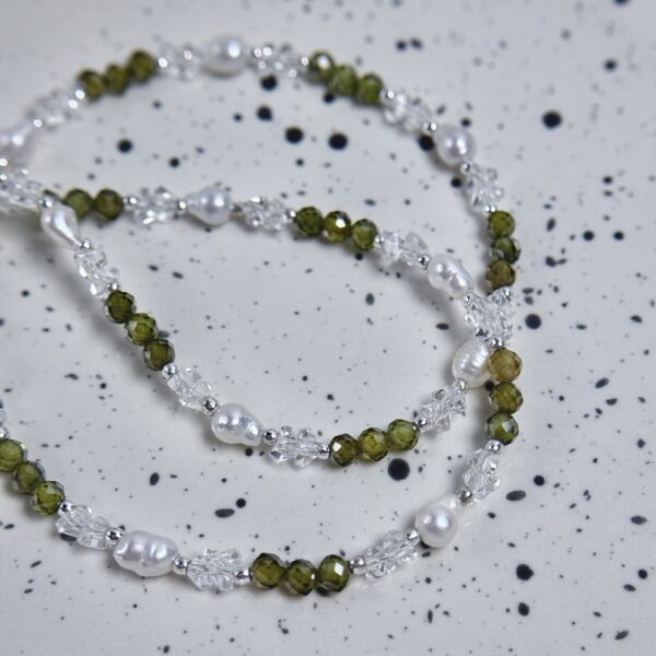 Vėrinys iš cirkonio ir perlo